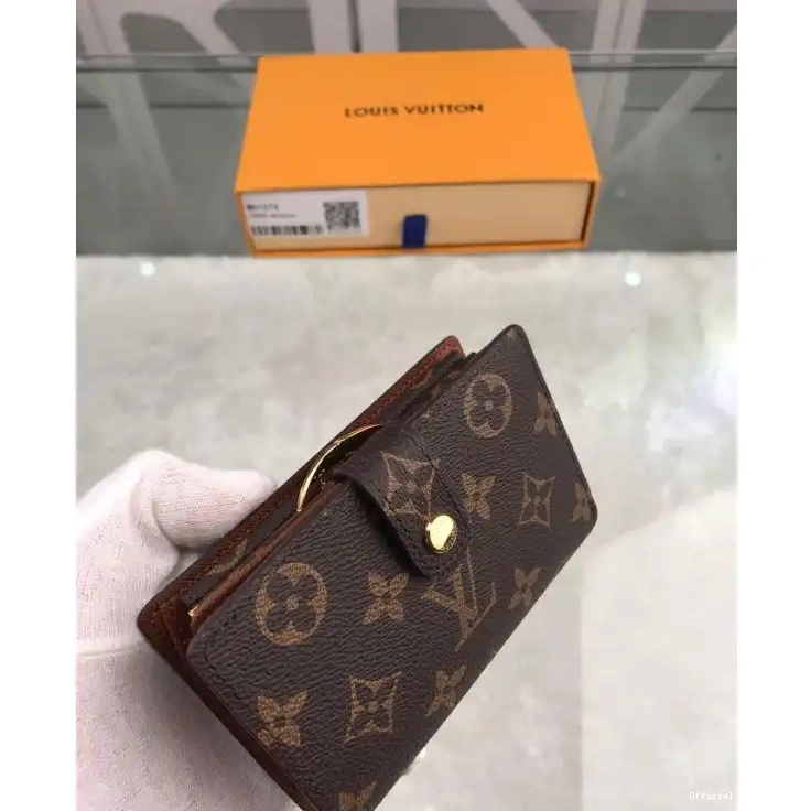 Official Brother Sam 19B570176 Bags LV 0819